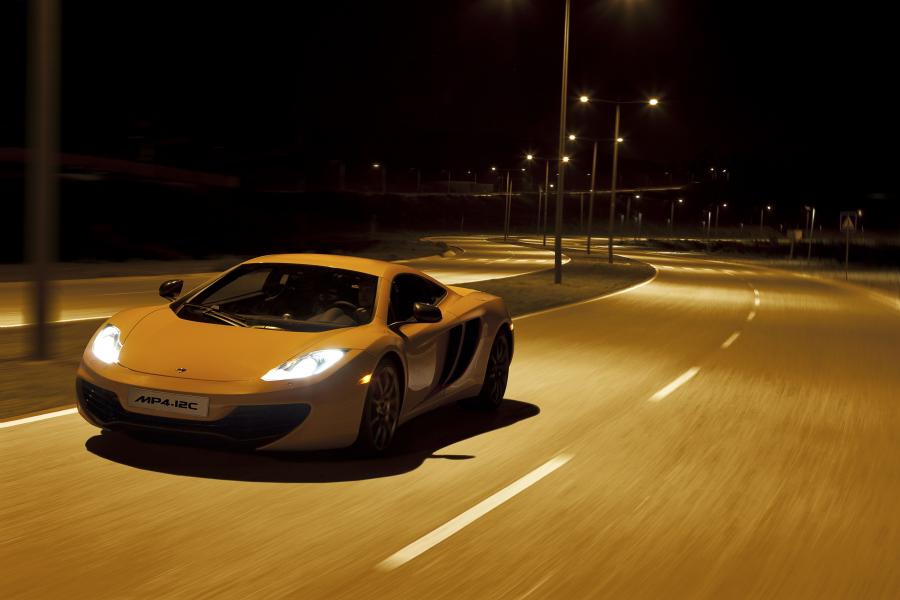  McLaren MP4-12C 2009 года  (фото 149 из 268)